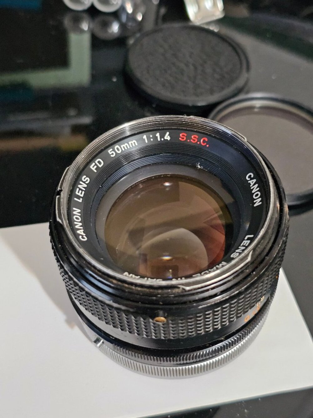 Canon 50 mm 1:1.4 SSC lens READ ( scratch free lens ! )